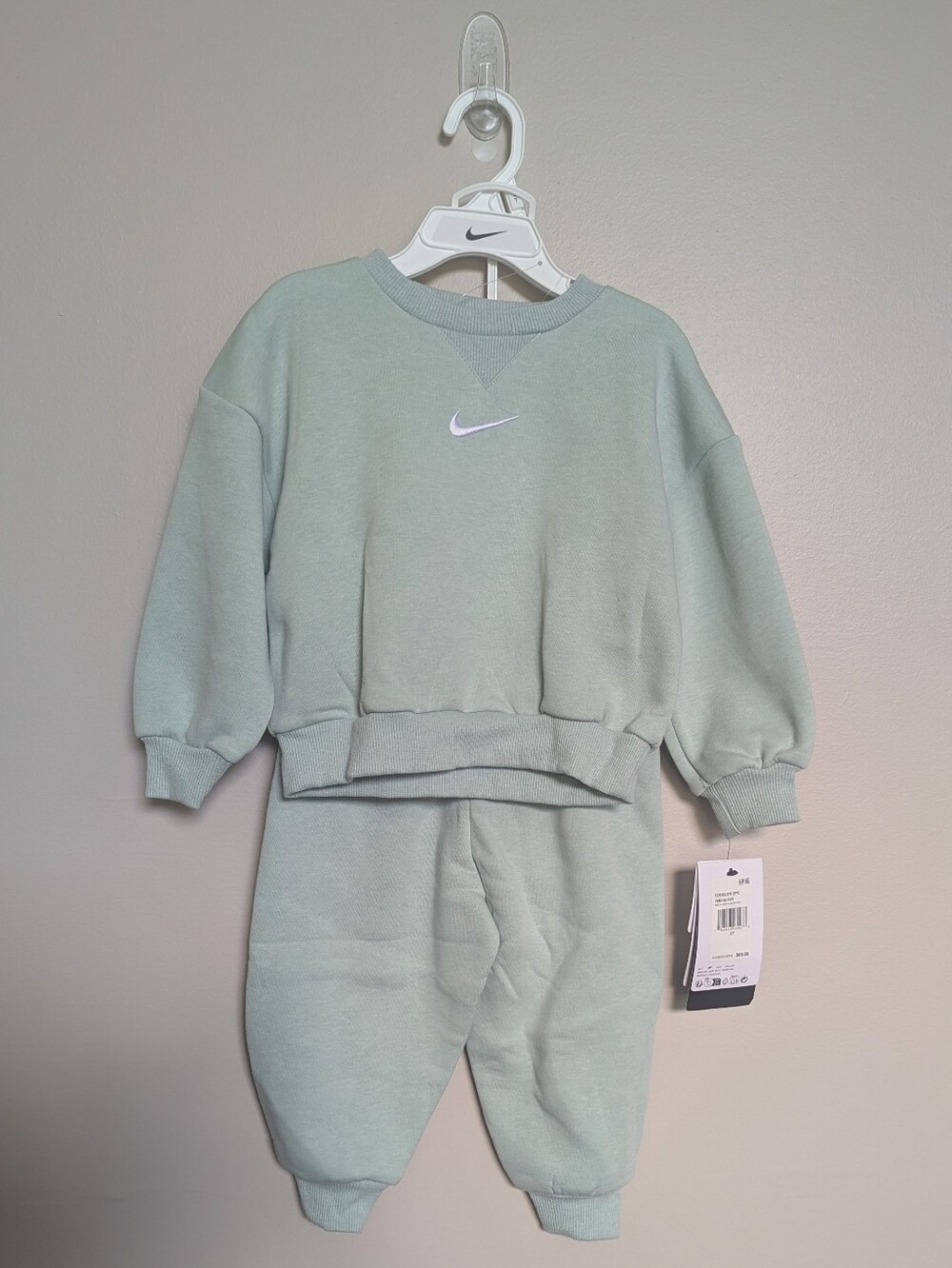 Nike Toddler 2-Piece Sweatsuit set 2T
